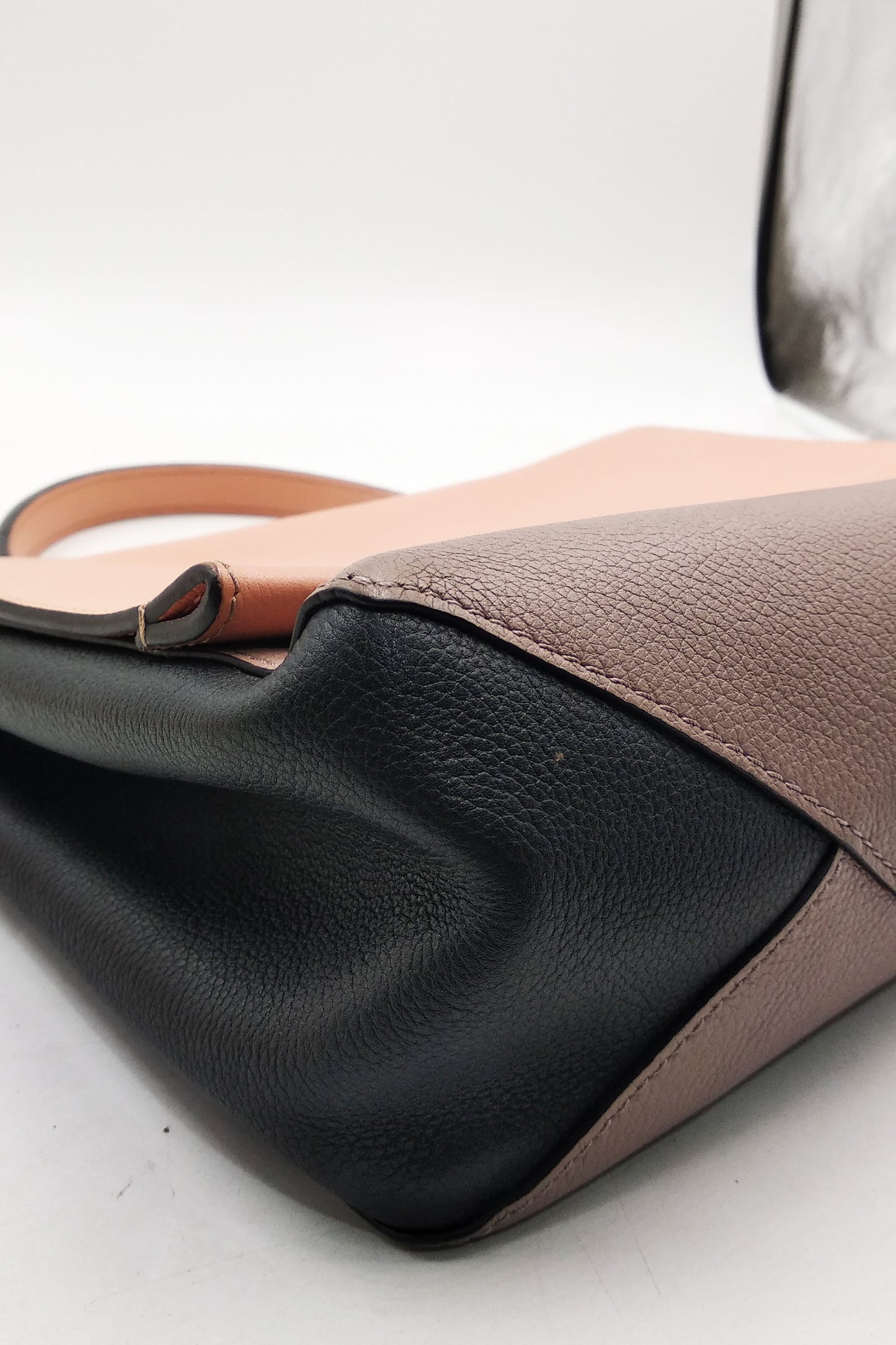 Lockme II Peach Black Grey