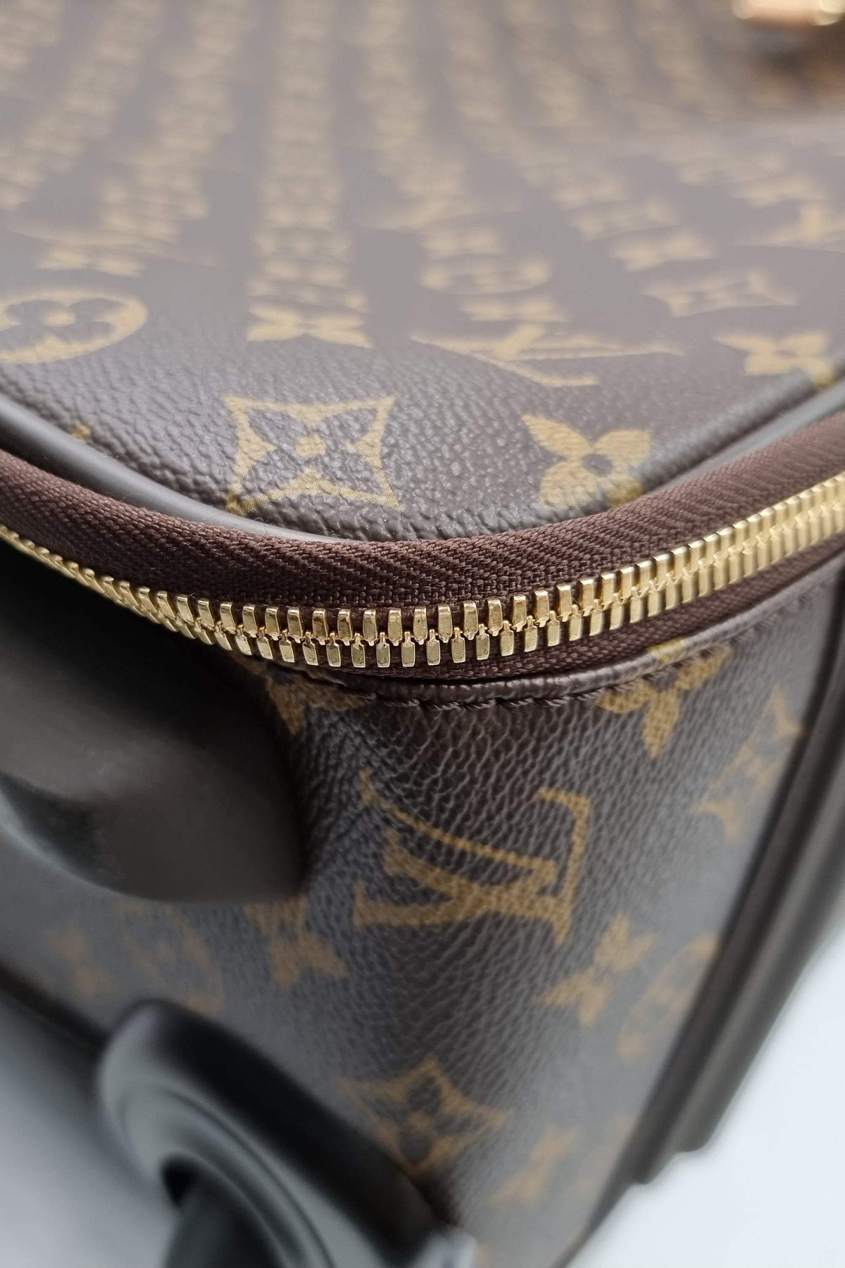 Monogram Pegase 55 Brown