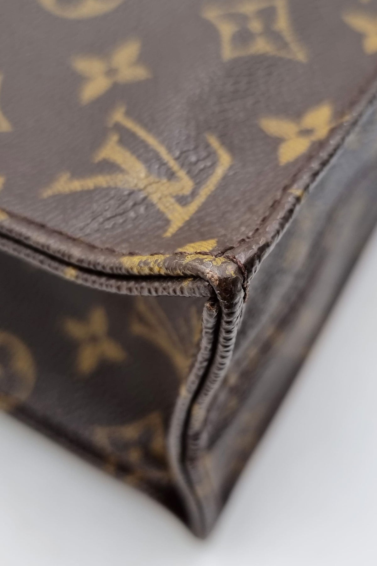 Monogram Sac Plat Brown