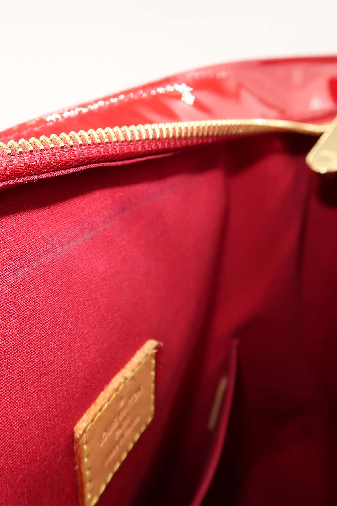 Monogram Vernis Brentwood Tote Red
