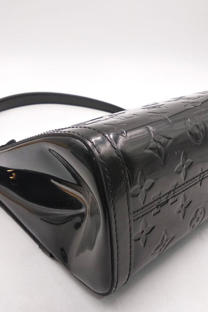 Monogram Vernis Venice MV Black