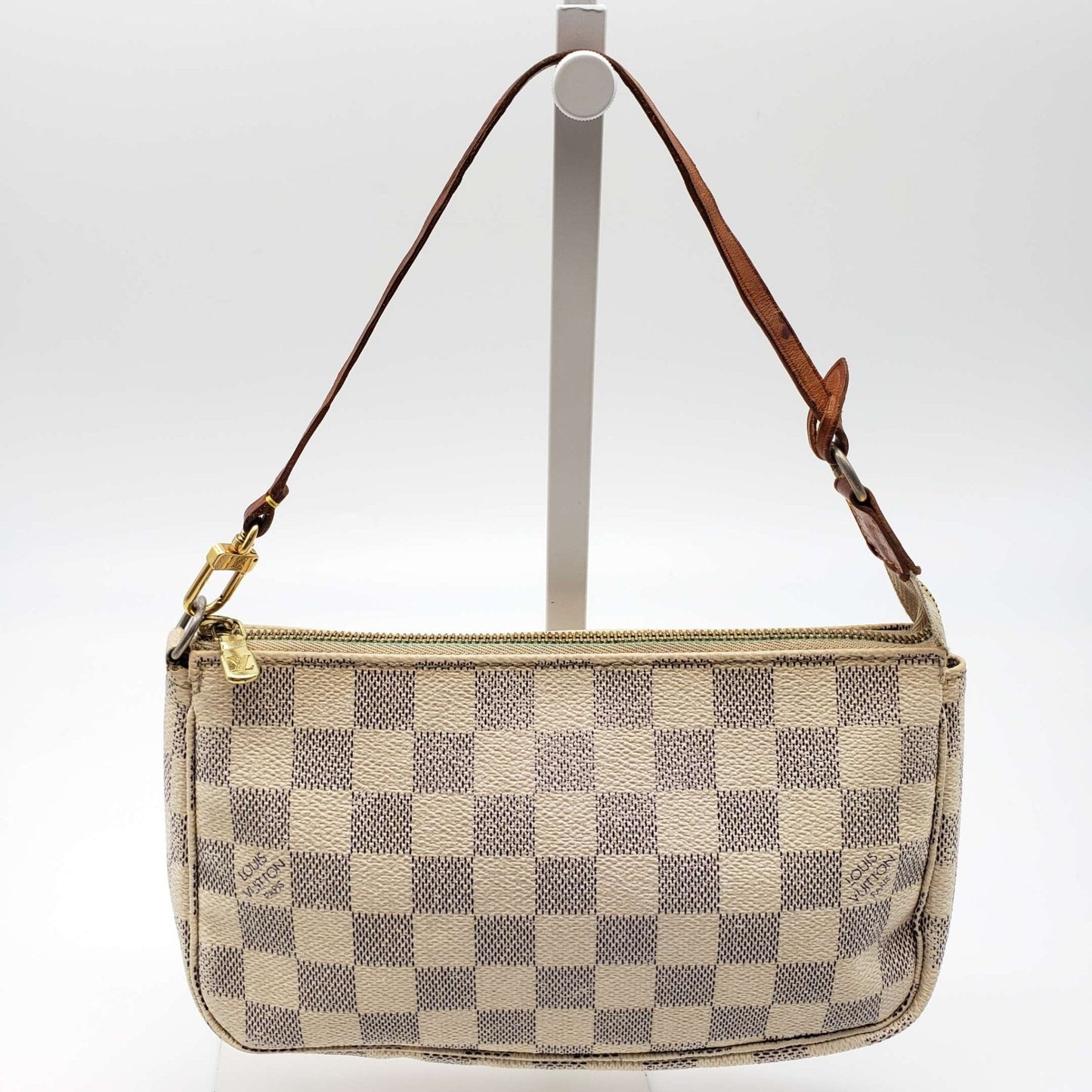 Louis Vuitton Pochette /Wristlet Damier Azur HandBag