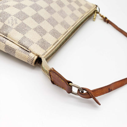 Louis Vuitton Pochette /Wristlet Damier Azur HandBag