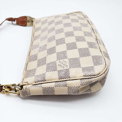 Louis Vuitton Pochette /Wristlet Damier Azur HandBag