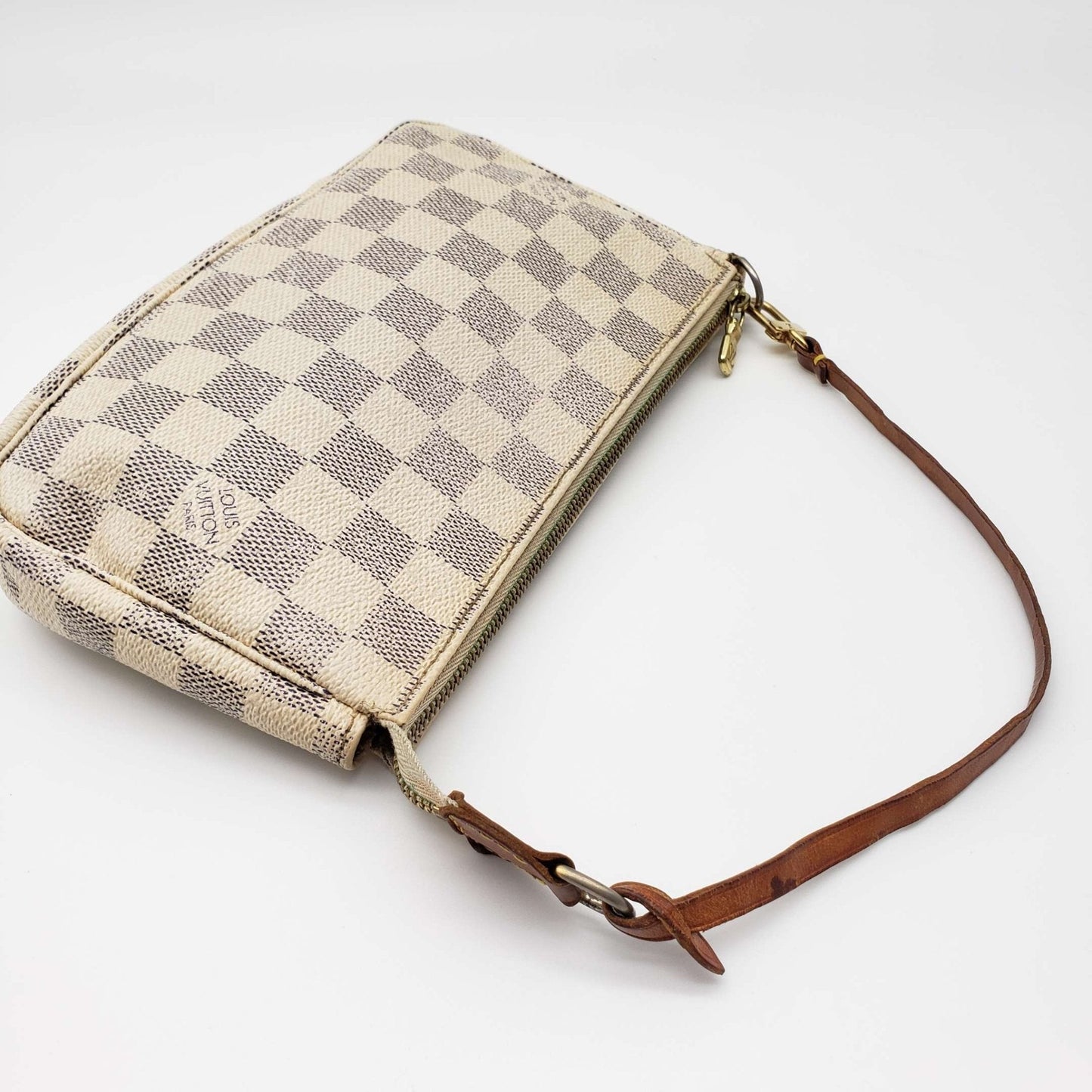 Louis Vuitton Pochette /Wristlet Damier Azur HandBag