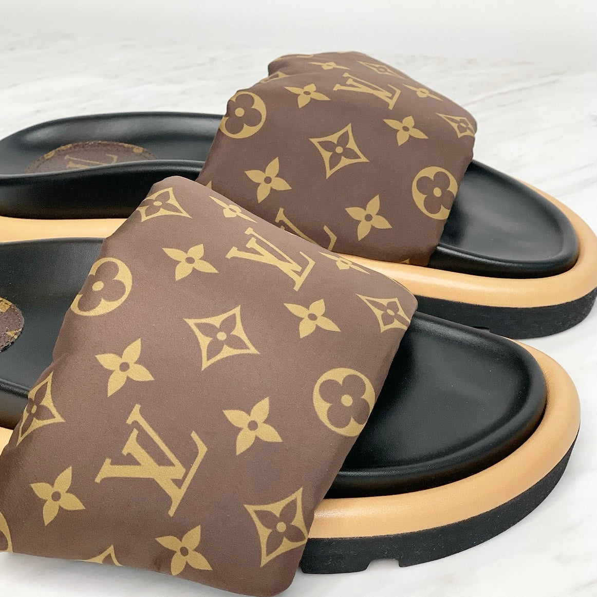 Louis Vuitton Pool Pillow Comfort Mules