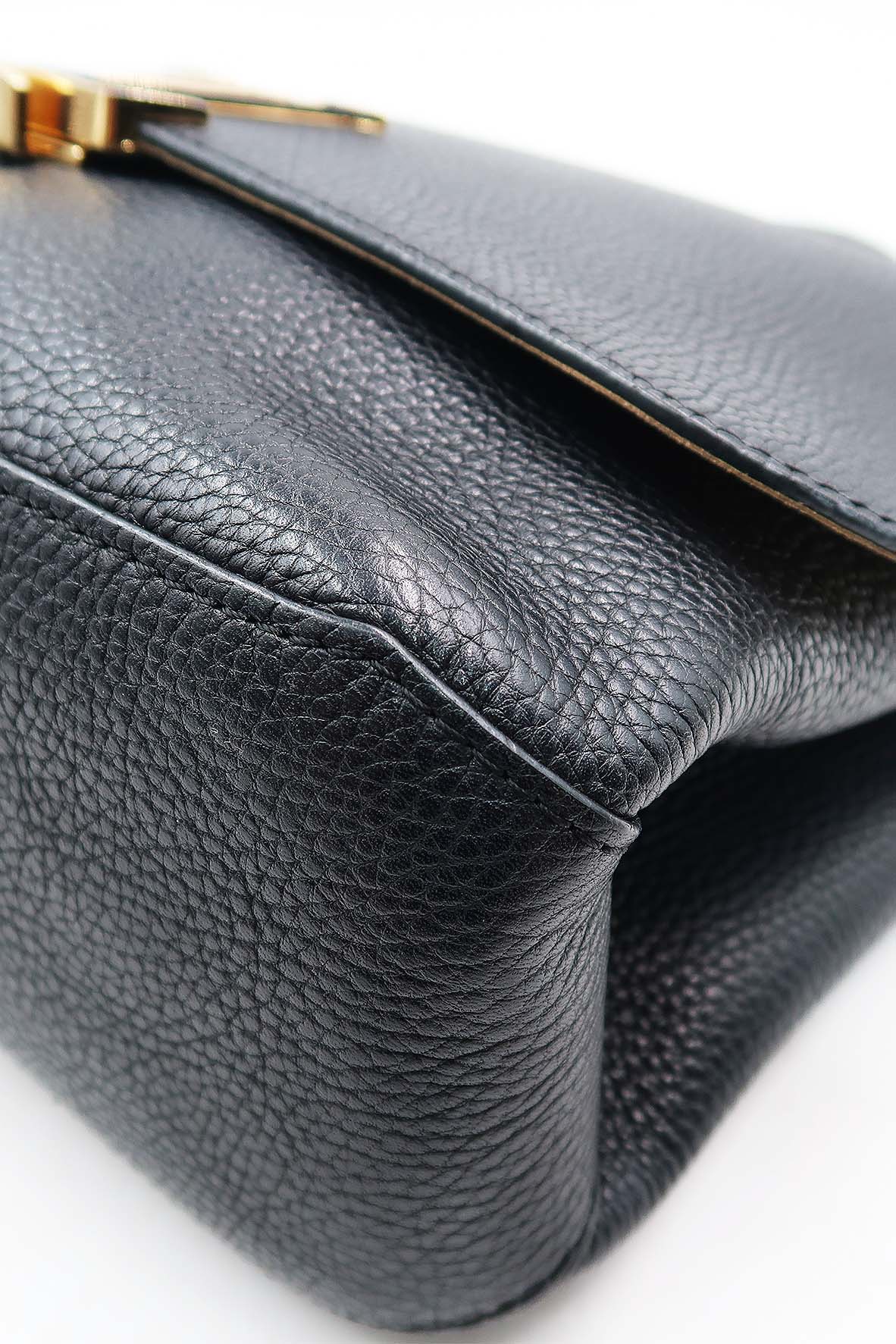 Taurillon Volta Bag Black