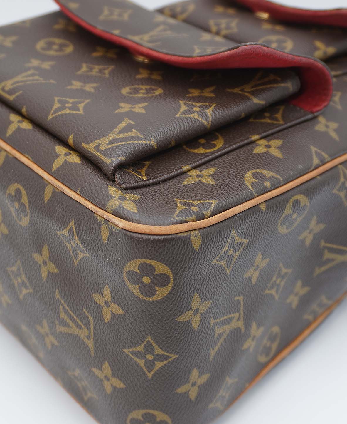 Monogram Excentri Cite Brown