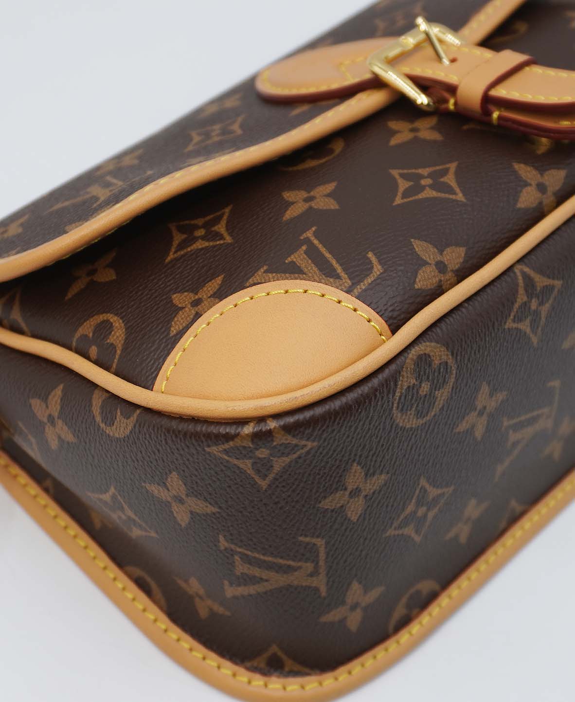 PM Diane Monogram Canvas with Strap Multicolor