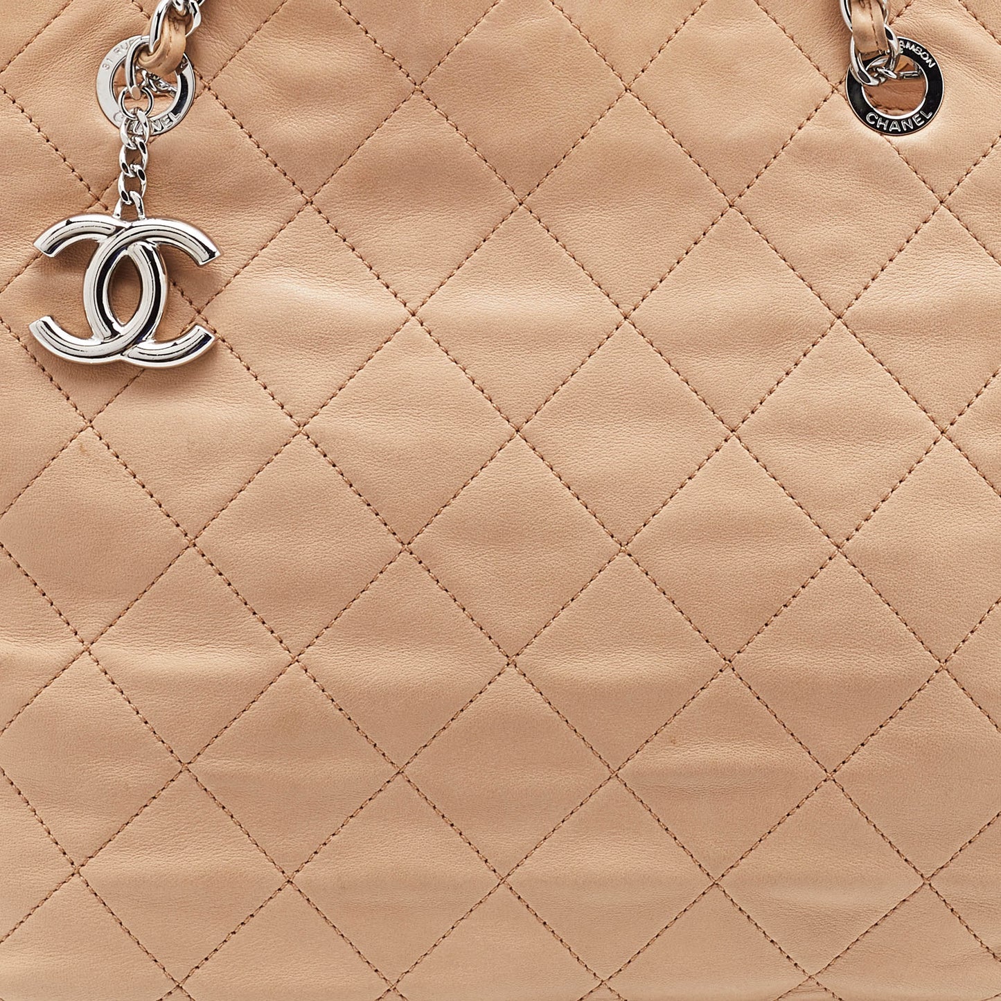 Chanel Beige/Black Quilted Leather CC Chain Link Tote