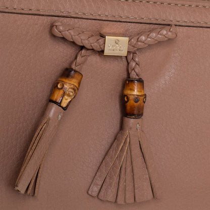 Gucci Beige Leather Bamboo Tassel Bow Zip Around Wallet