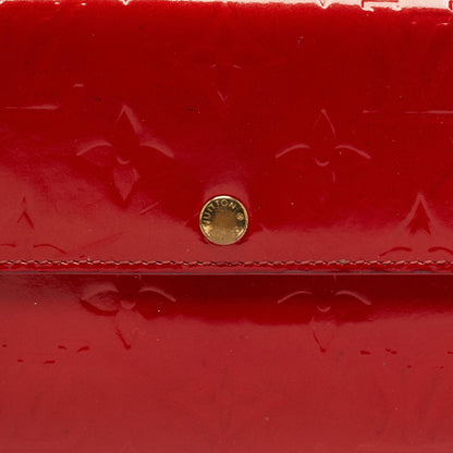 LOUIS VUITTON Red Monogram Vernis Sarah Wallet