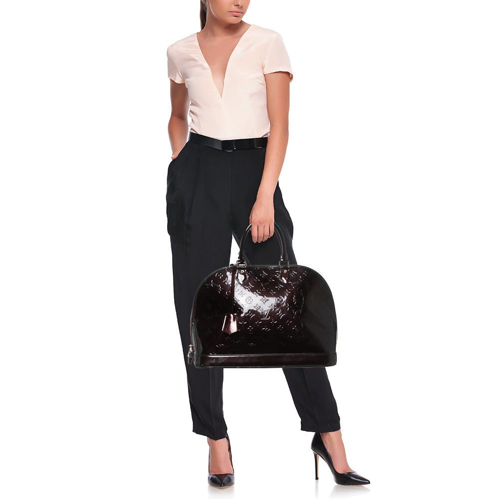 LOUIS VUITTON Amarante Monogram Vernis Alma GM Bag
