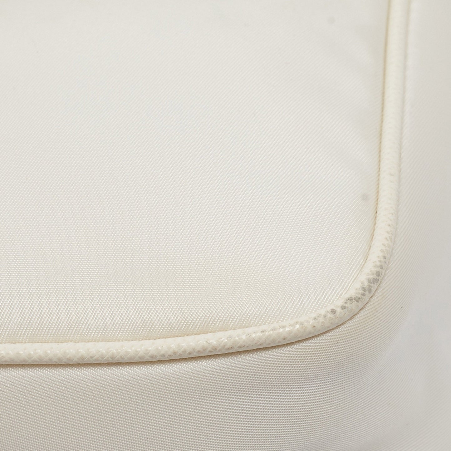 PRADA White Nylon and Leather Re-Edition 2005 Shoulder Bag