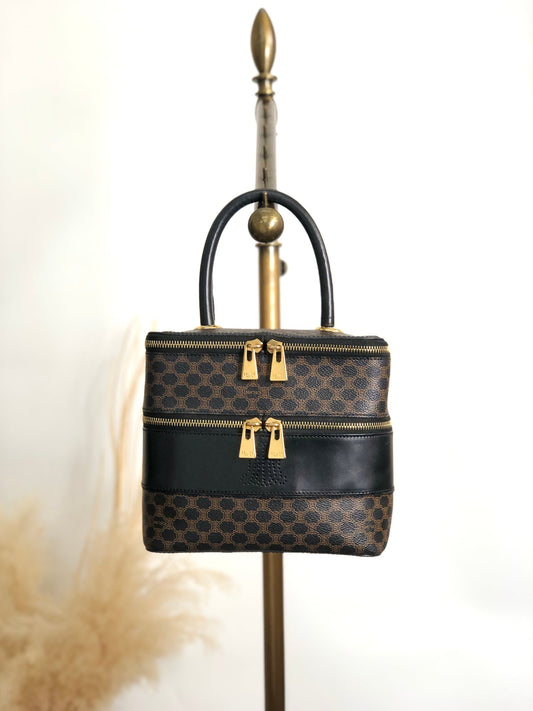 CELINE Macadam Triomphe Handbag Vanity bag Black Vintage utd2i7
