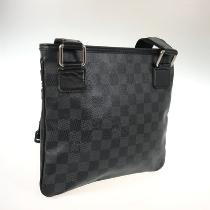 LOUIS VUITTON Shoulder Bag