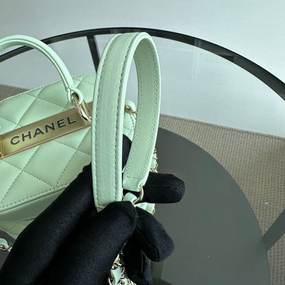 *Microchip, Brand New* Trendy CC Vanity Small Light Green Lambskin