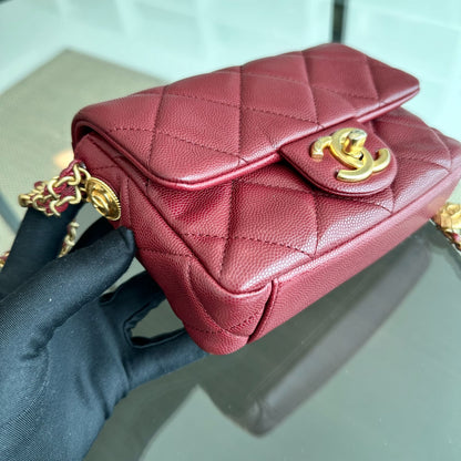 *Microchip* Caviar 2022 Mini Rectangular Quilted Twist Your Buttons Flap Burgundy GHW