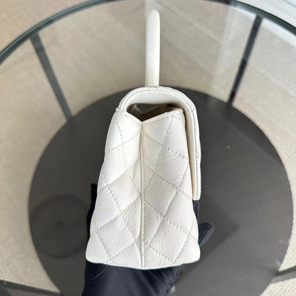 *Microchip* Caviar Coco Handle Small Quilted Calfskin Microchip White GHW