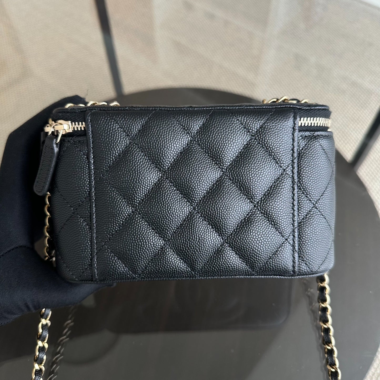*Microchip, Like New* Long Vanity Classic Quilted Caviar Small Black LGHW