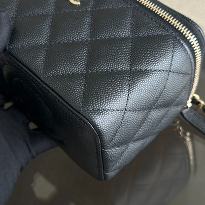 *Microchip, Like New* Long Vanity Classic Quilted Caviar Small Black LGHW