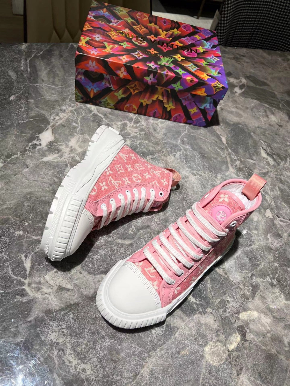 Louis Vuitton Sneakers