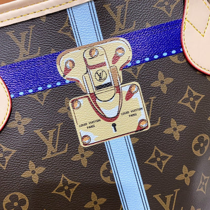 Louis Vuitton handbags ( Neverfull )