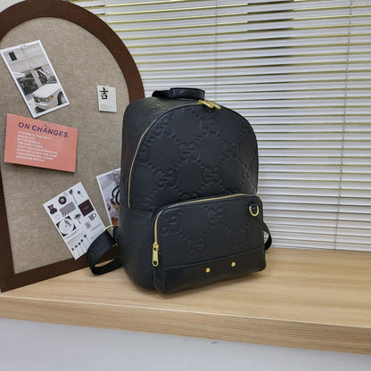 Louis Vuitton / Gucci handbags ( backpack)