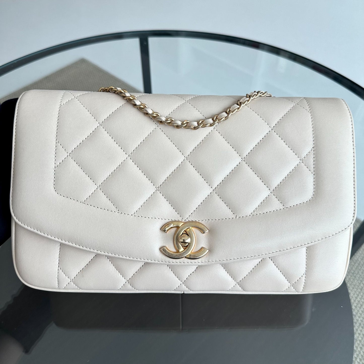 *Modern Reissue 2015* Diana Jumbo 28CM Quilted Lambskin Beige GHW No 20