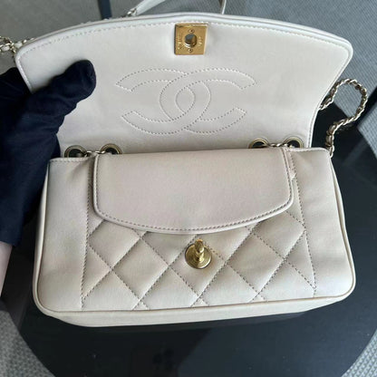 *Modern Reissue 2015* Diana Small 22CM Quilted Lambskin Beige Golden Hardware Series 20