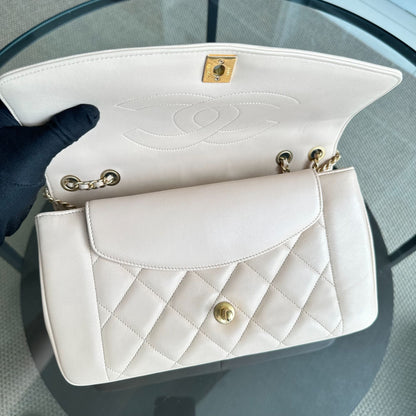 *Modern Reissue, Like New* Diana Jumbo 28CM Quilted Lambskin Beige GHW No 20