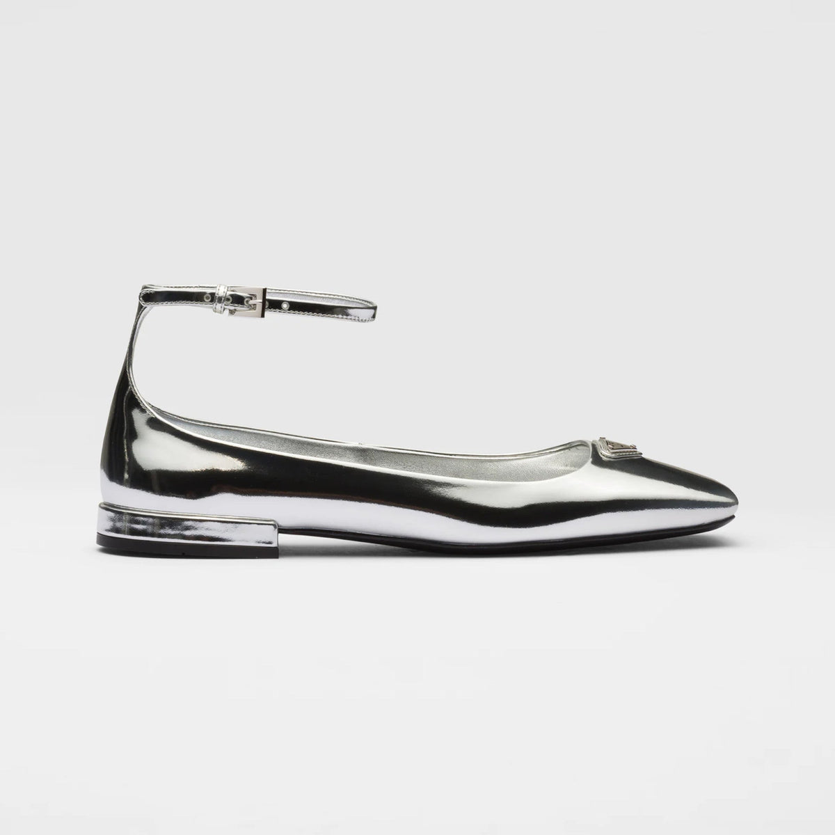 Metallic leather ballerinas