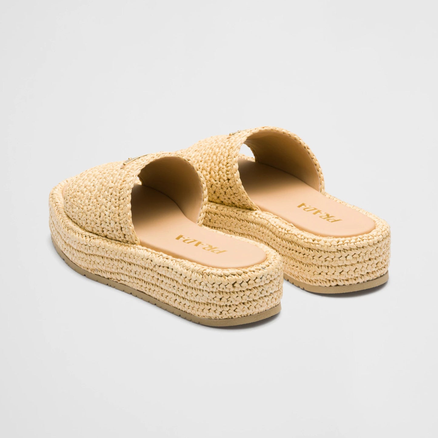 Crochet flatform slides