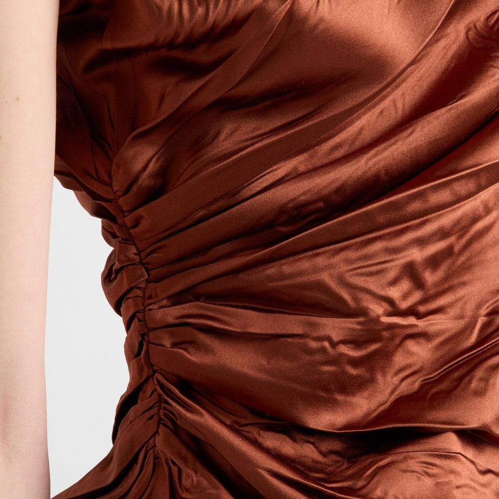 Old duchesse dress