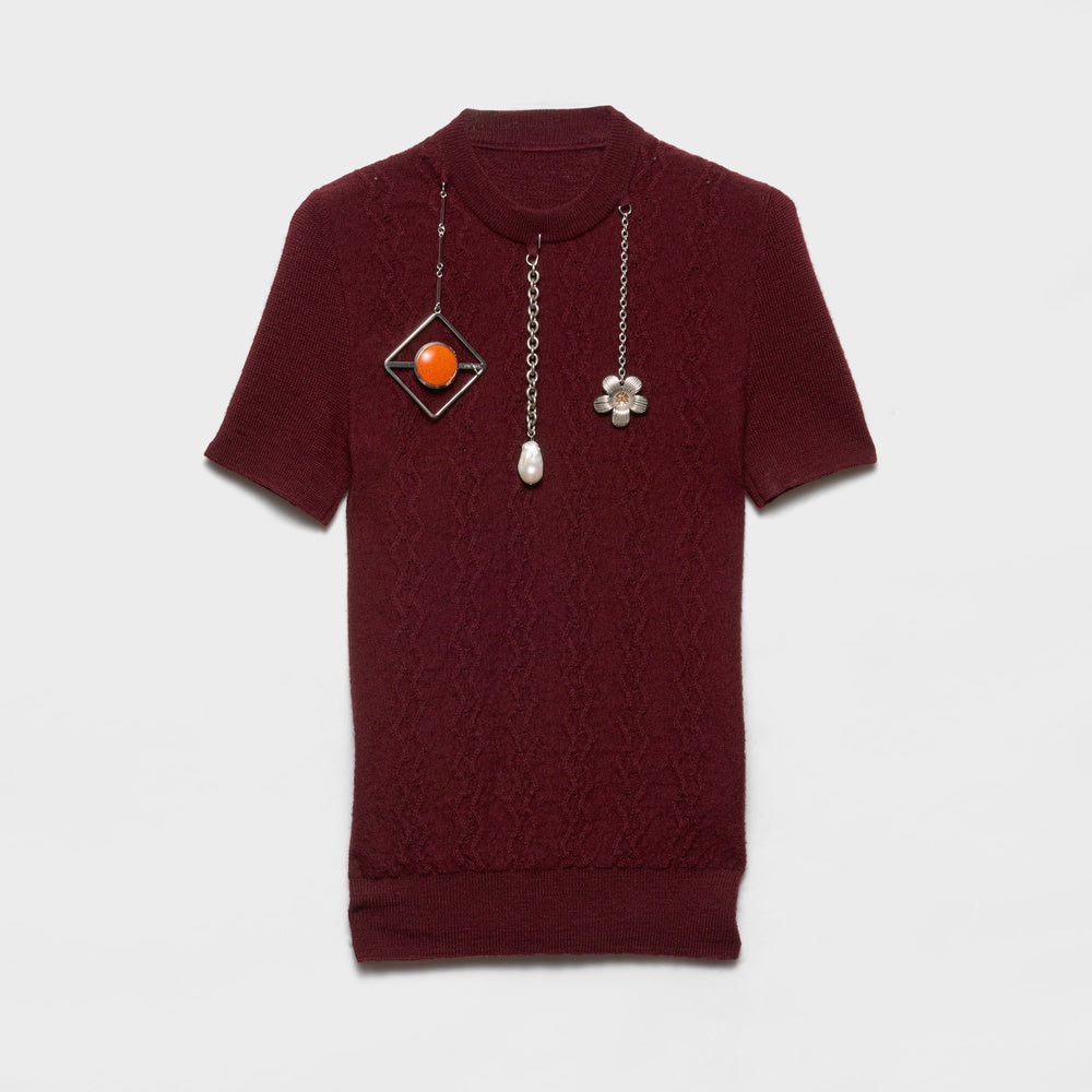 Short-sleeved wool sweater with pendants