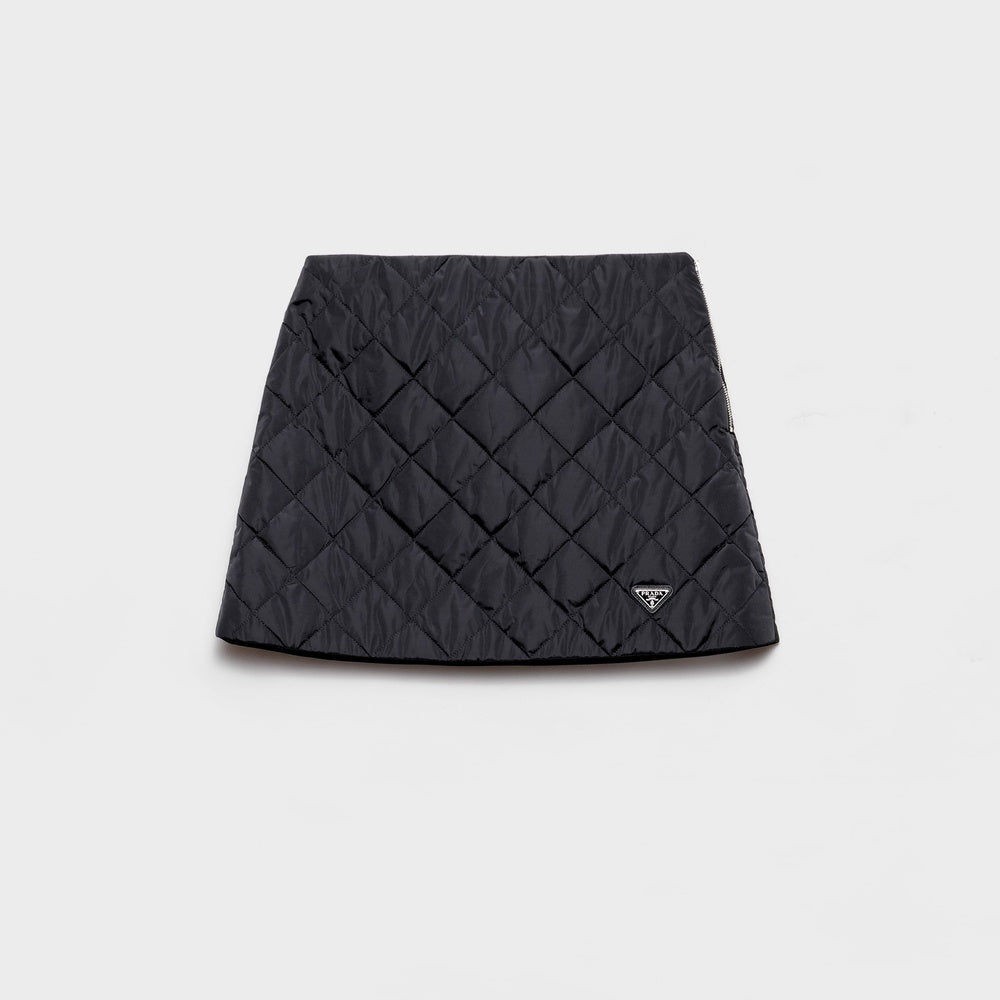 Lightweight, quilted Re-Nylon miniskirt