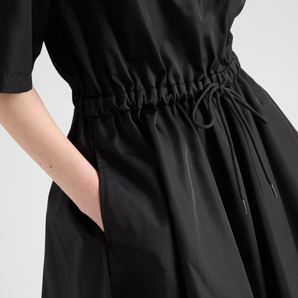 Short-sleeved Re-Nylon dress