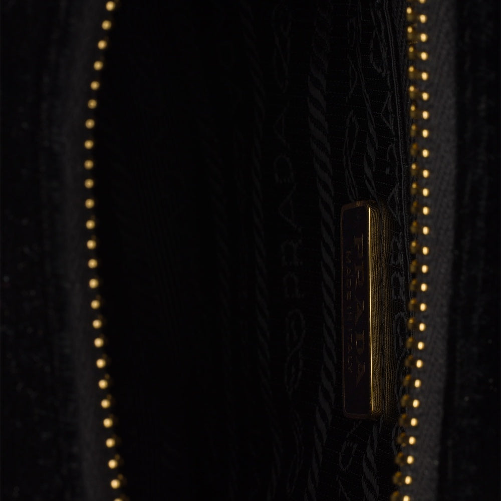 Prada Re-Edition 2005 velvet and Saffiano mini bag