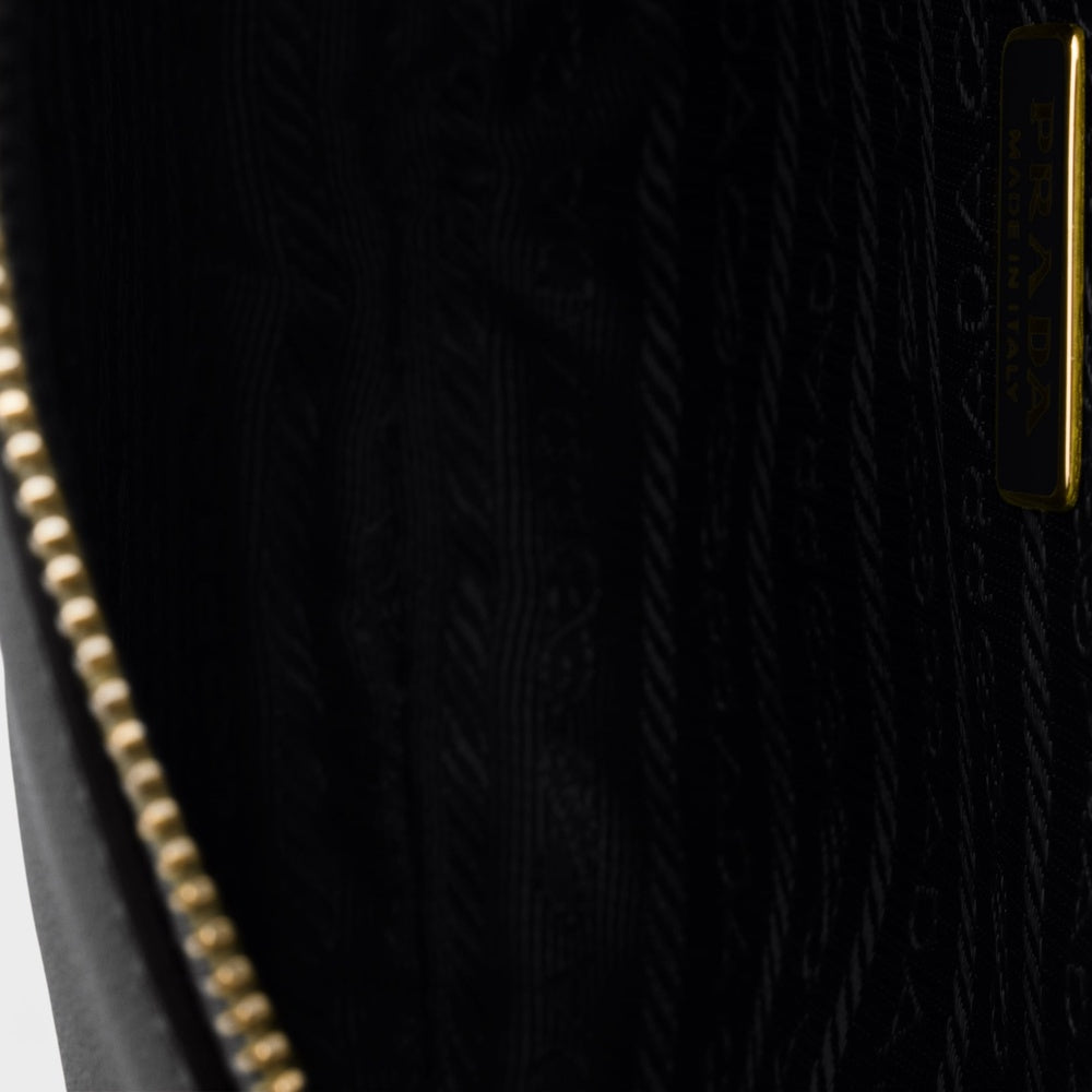Leather pouch