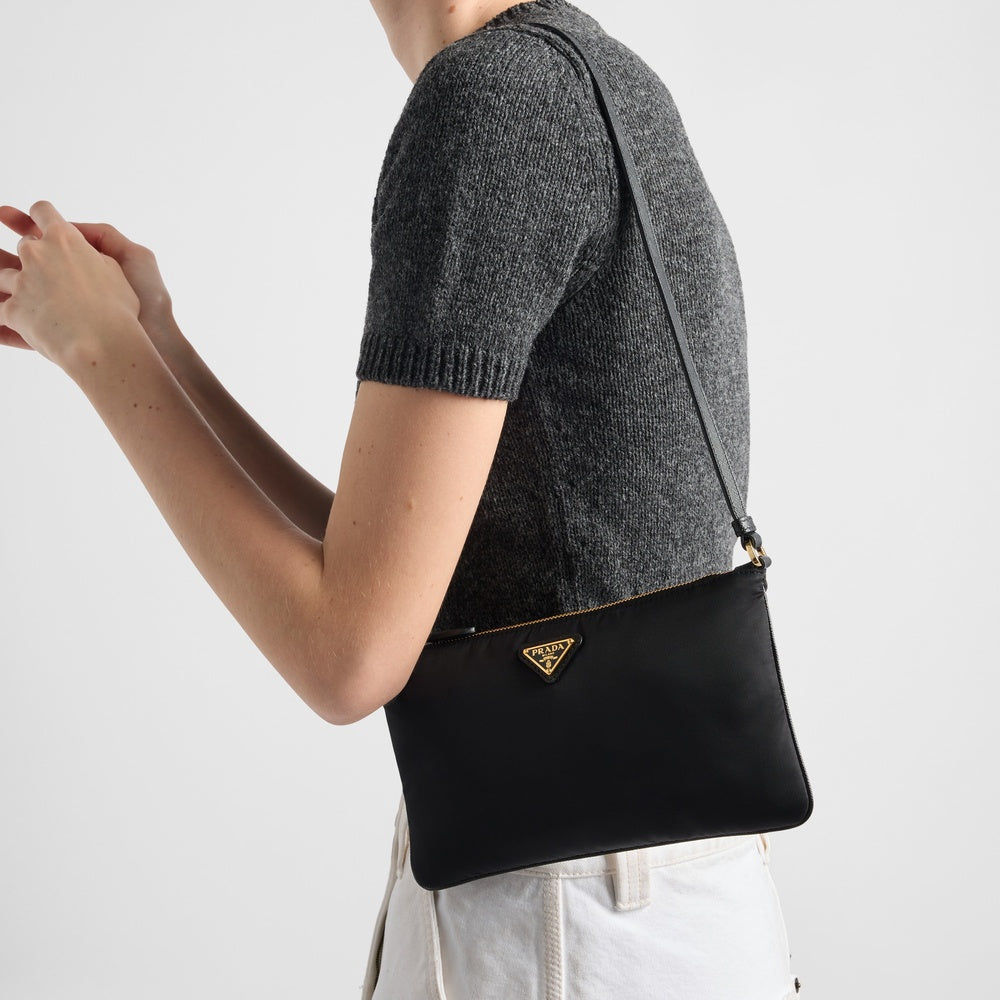 Re-Nylon pouch