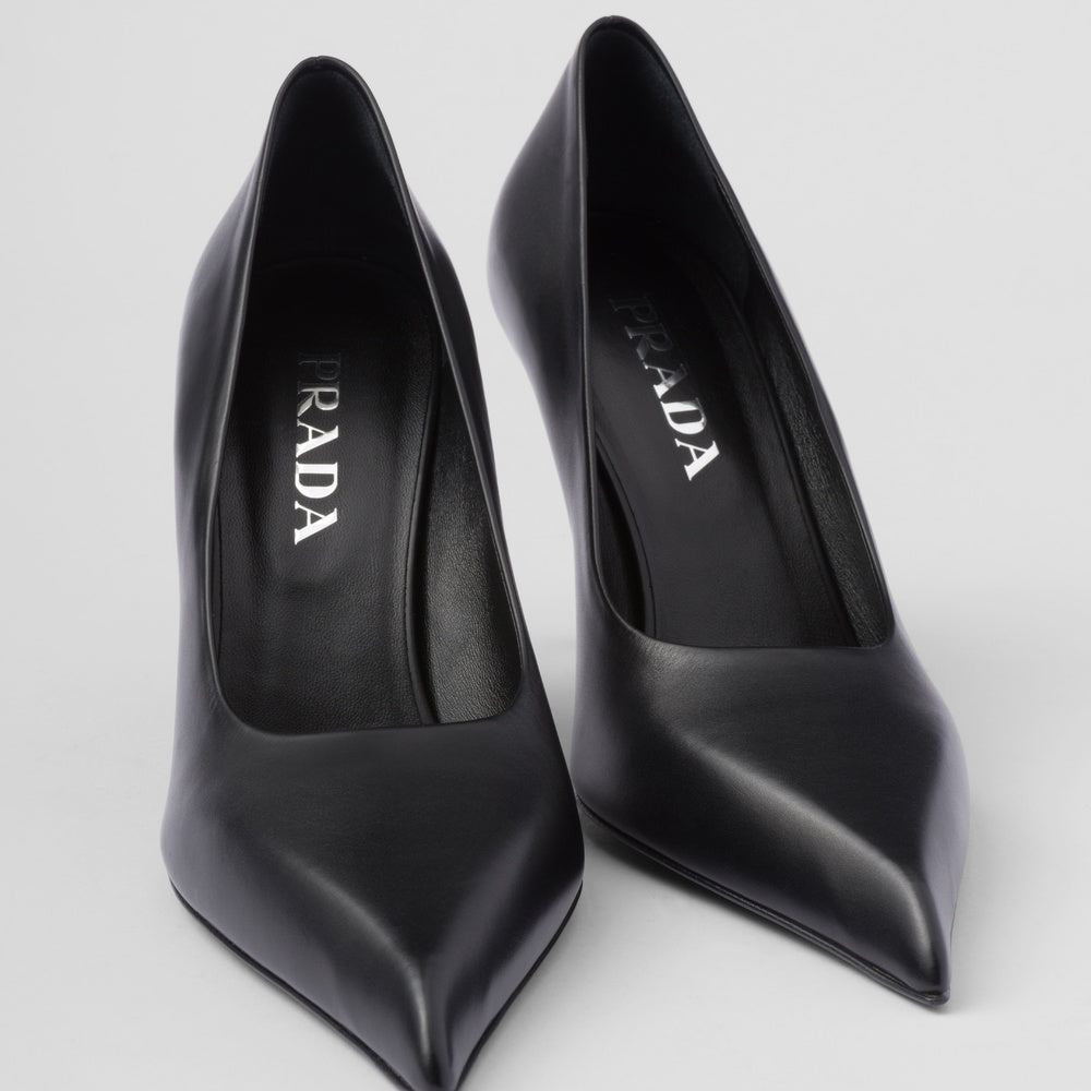 Leather pumps