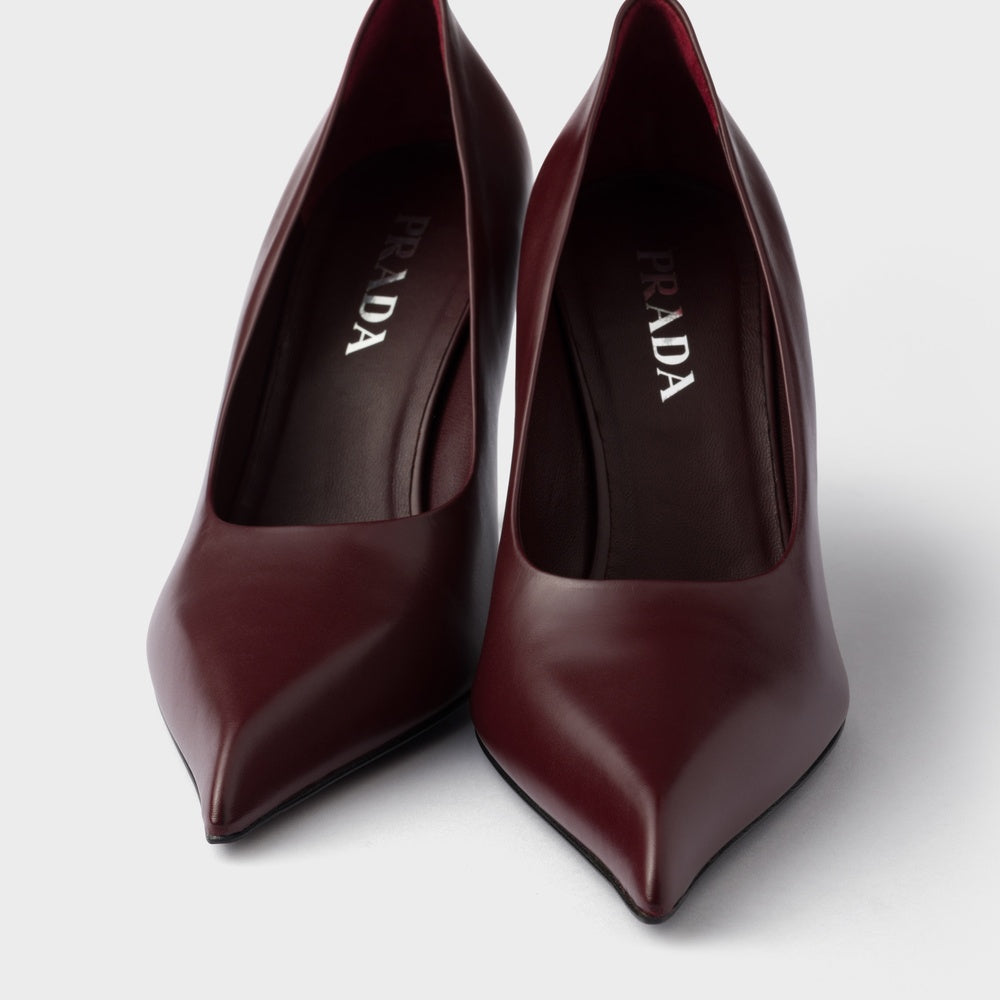 Leather pumps
