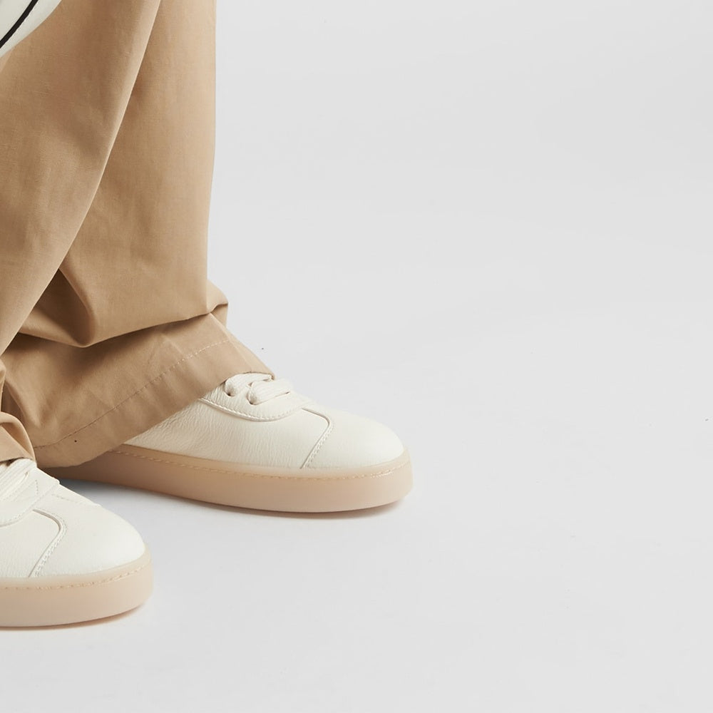 Leather sneakers