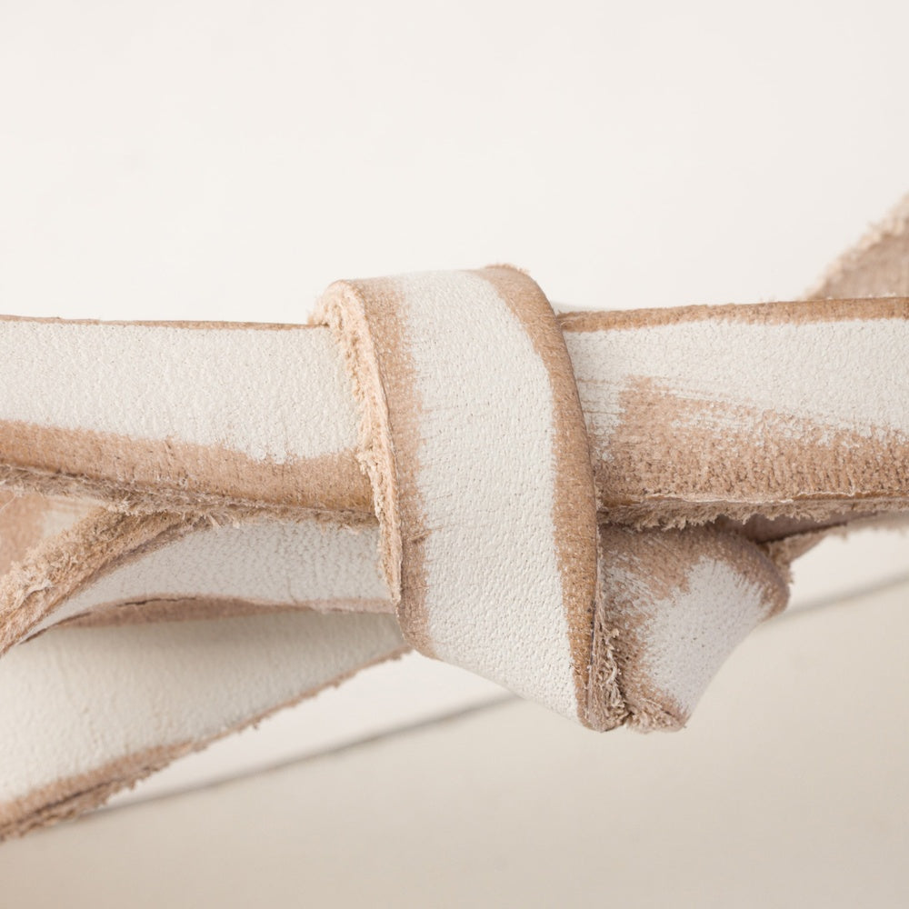 Leather bow sandals