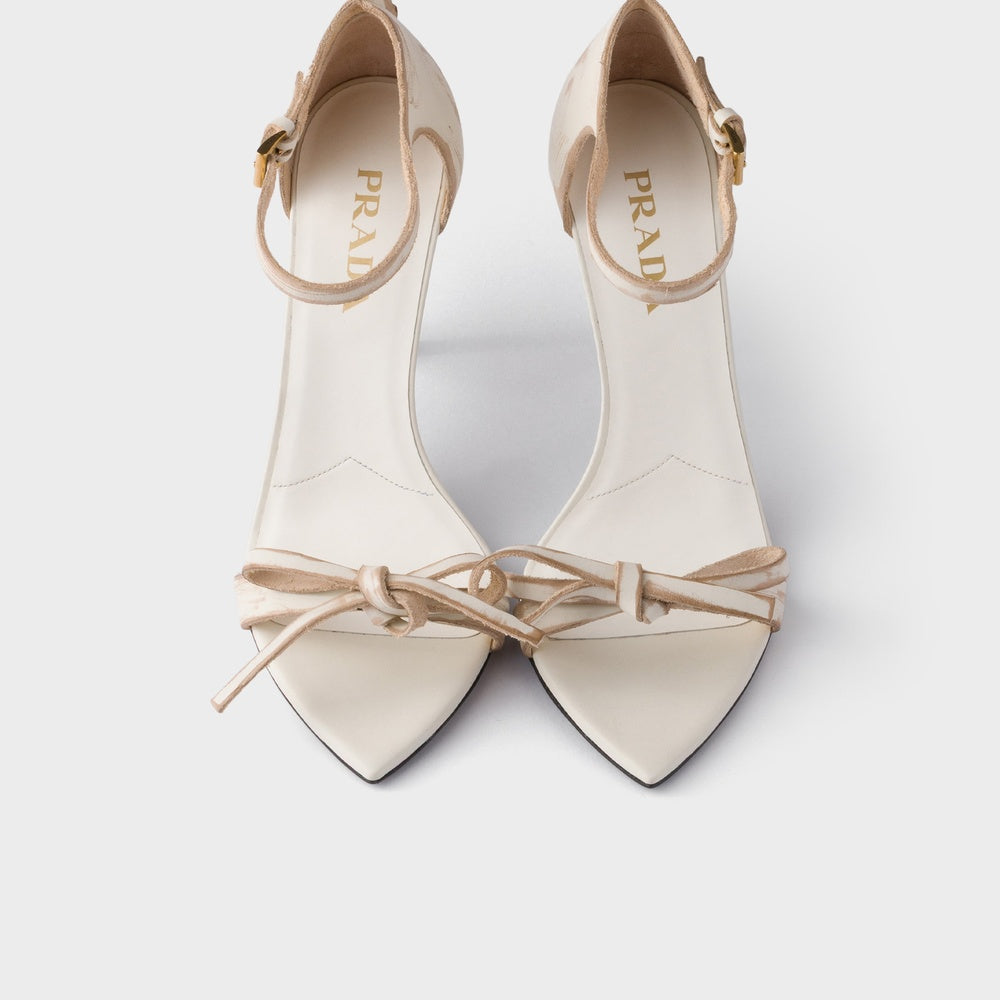 Leather bow sandals
