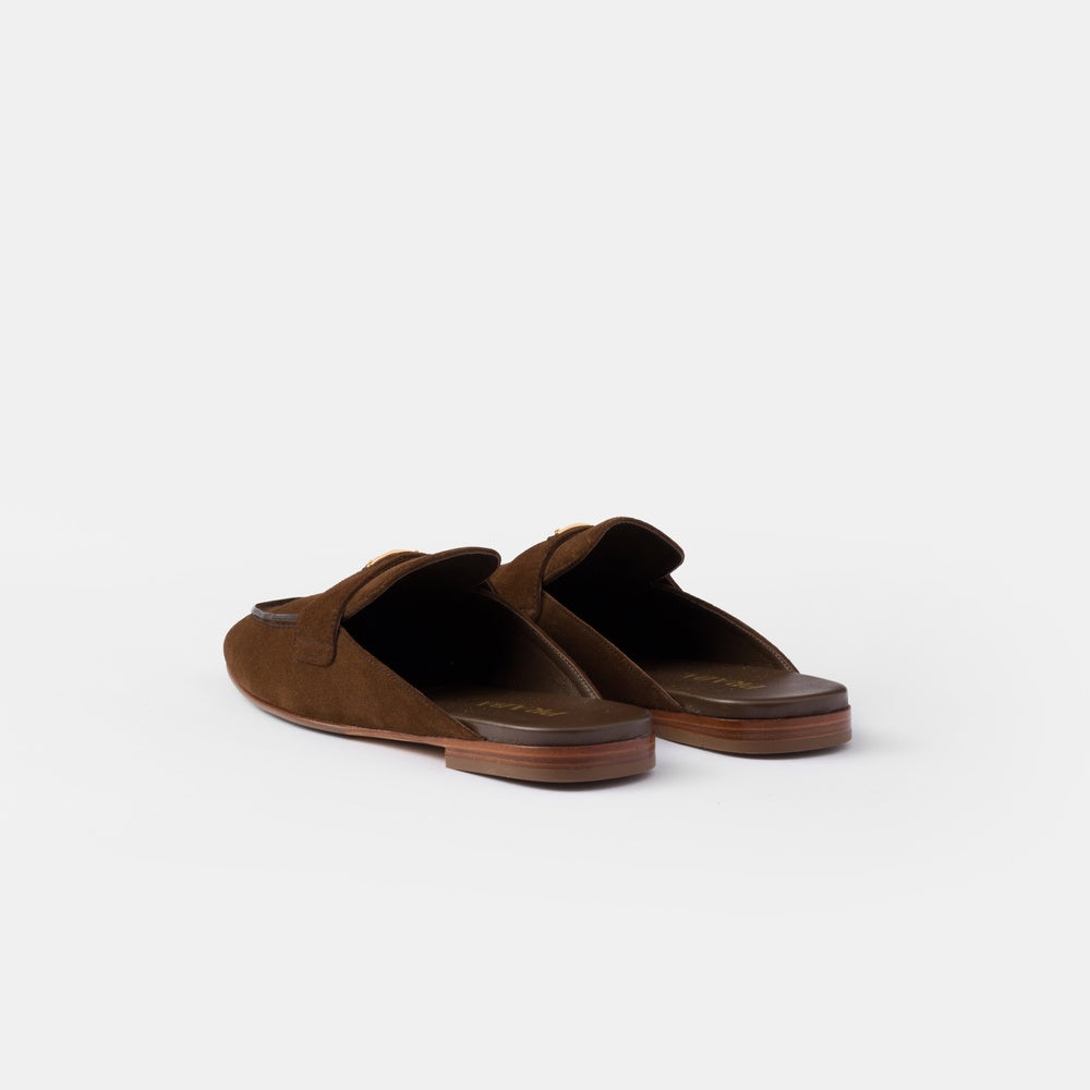 Suede slippers
