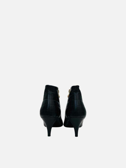 CHANEL Black Quilted Size EU 39C Ankle Boots