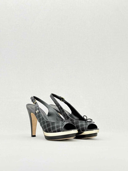 CHANEL Black Size EU 39 Slingbacks