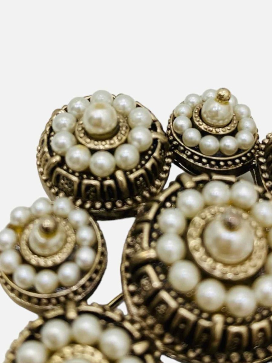 CHANEL Fashion Brooch