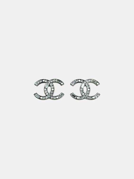 CHANEL Fashion Earrings